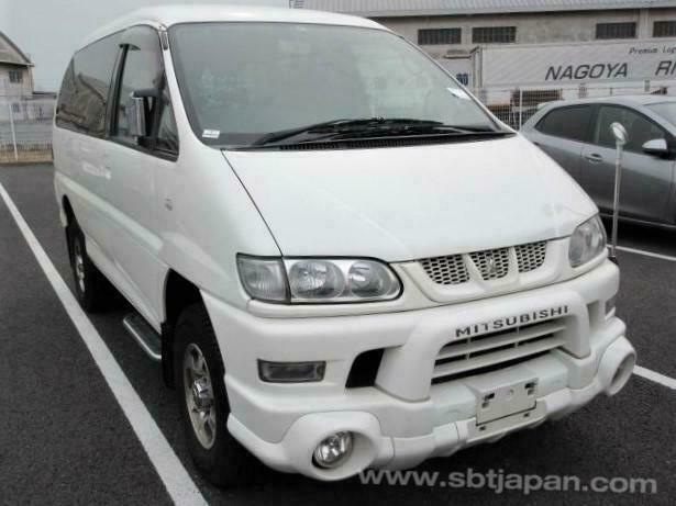 Mitsubishi delica 2006