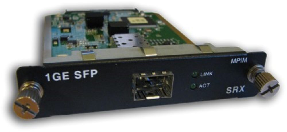 Порт 1 ge. Juniper srx 320. 1 sfp порт. juniper srx series service gateway. сетевой трансивер.
