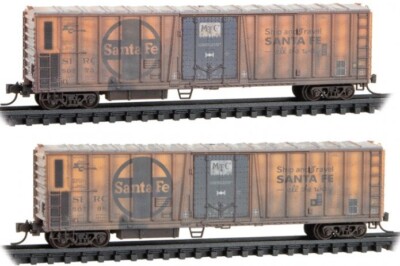 MICRO TRAINS (N) 983 05 063 ATSF WEATHERED MECHANICAL REEFER 2PK - JEWEL CASES