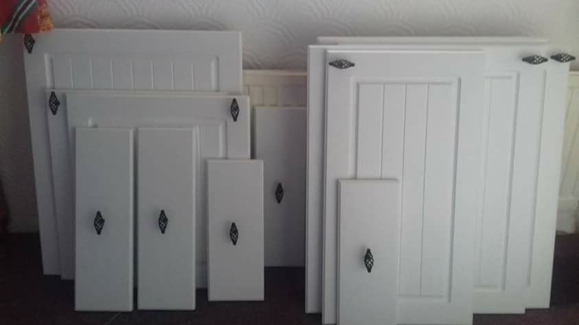 B&Q Chilton country white kitchen cupboard doors | in Hadfield ...