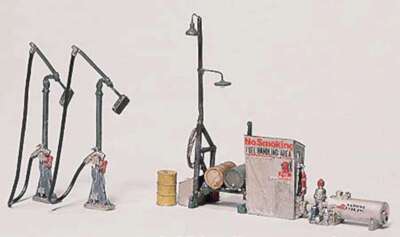 HO Scenic Detail Kit- Diesel Fuel Facility