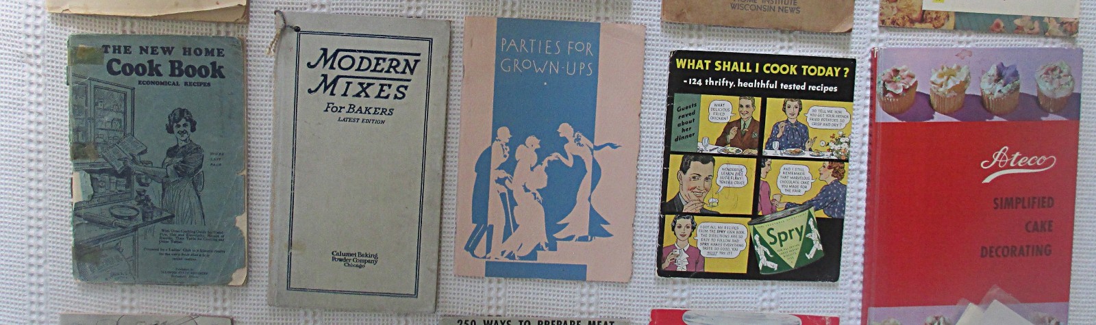 14 Asst COOK BOOKS Manufacturers Cookbooks  PASTRIES Canning etc 1933 to 50's