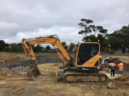 2014 HYUNDAI R80CR-9 EXCAVATOR