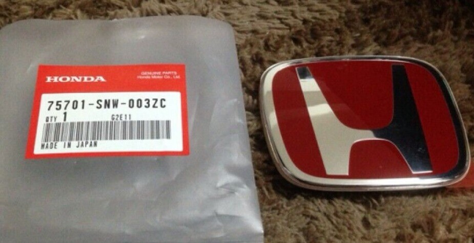 HONDA GENUINE Red Emblem Budge Rear 75701 - SNW - 003ZC | eBay