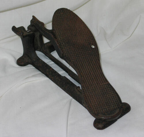 Vintage Cast Iron Foot Pedal Spring Action Repurpose Steampunk Industrial Metal
