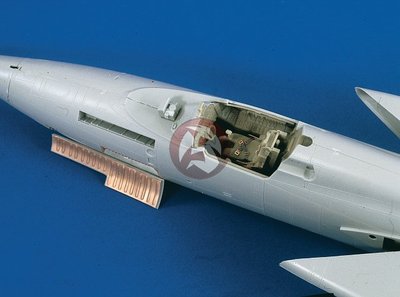 Verlinden 1/32 F-105D Thunderchief Cockpit Gun Detail Set for Trumpeter 2033