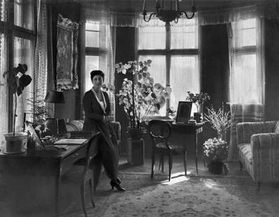 Bjoernson Eileen Norway in her apartment in Munich 1921 Old Photo 2