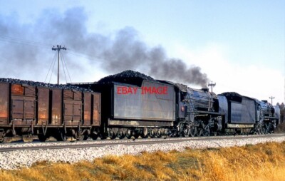 PHOTO  SOUTH AFRICAN RAILWAYS - A PAIR OF CLASS 23 4-8-2S DOUBLE HEAD A SOUTHBOU