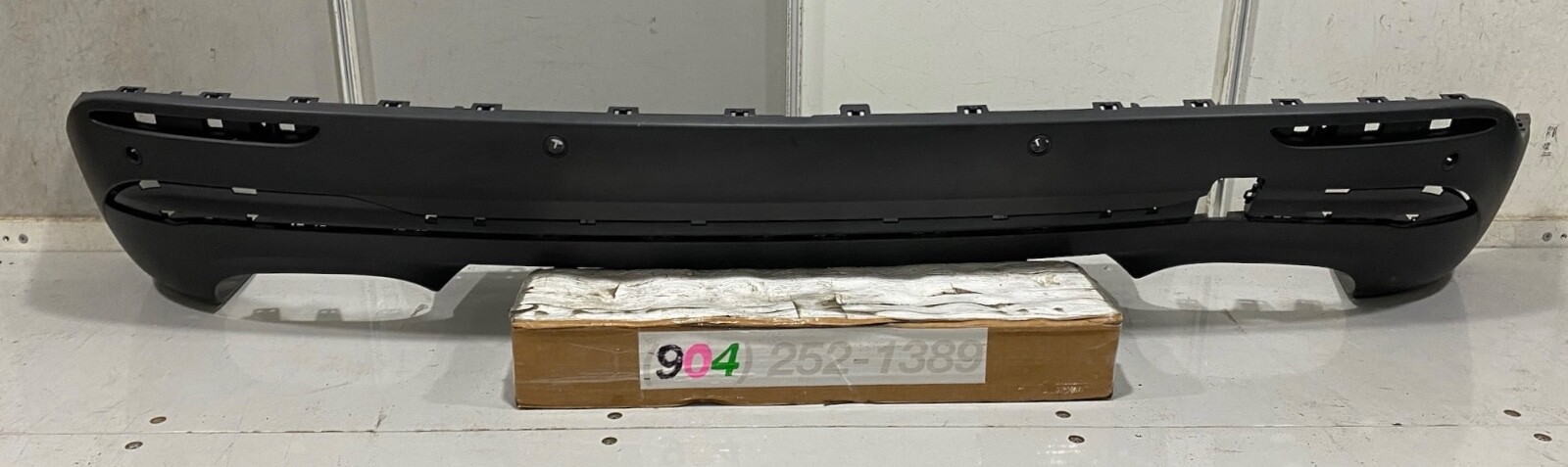 2020-2021 MERCEDES BENZ GLA350 REAR BUMPER LOWER DIFFUSER