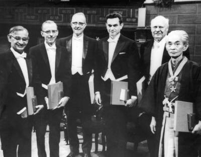 Six Nobel Prize Winners Pose For Camera After Award Ceremony 1968 Old Photo