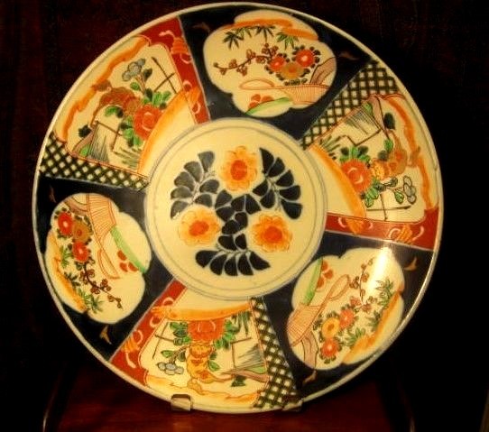 HUGE ANTIQUE JAPANESE IMARI CHARGER 15 3/4 