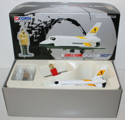 Modellini statici di aerei e veicoli spaziali Corgi sul James Bond