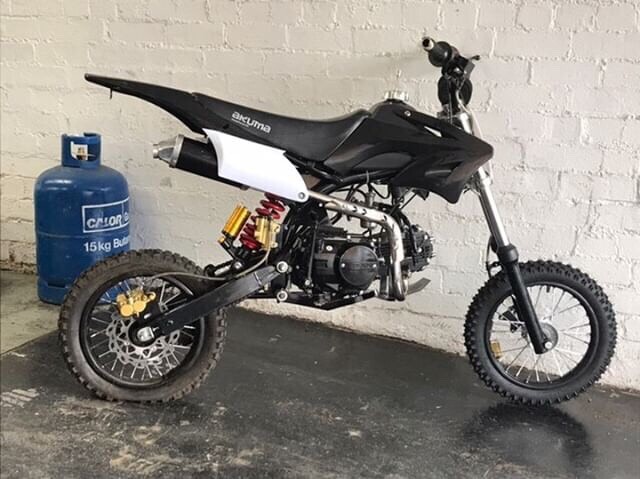assassin 110cc pit bike