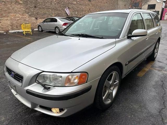 2004 VOLVO V70 R