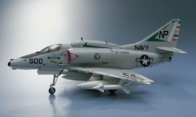 Hasegawa 239 A-4E/F Skyhawk 1/72 Scale Plastic Model Kit