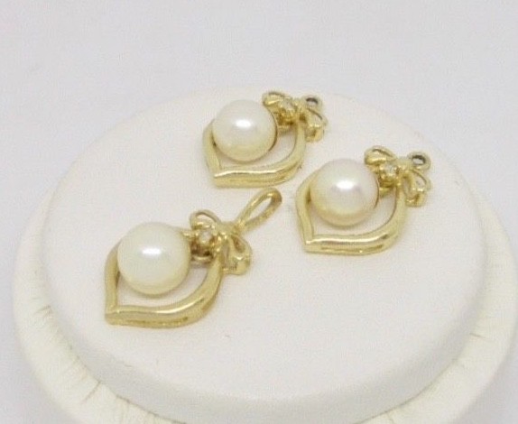 First Rate Designer 14K Gold Pearl & Diamond Enhancers with Matching Pendant