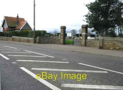 Photo 6x4 Minster Parish Council cemetery. Mount Pleasant/TR3065  c2007