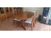 Wooden extendable Dining Table & 4 Chairs