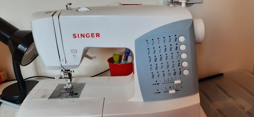 Singer 7422 sewing & quilting machine . | in Bangor, County Down | Gumtree