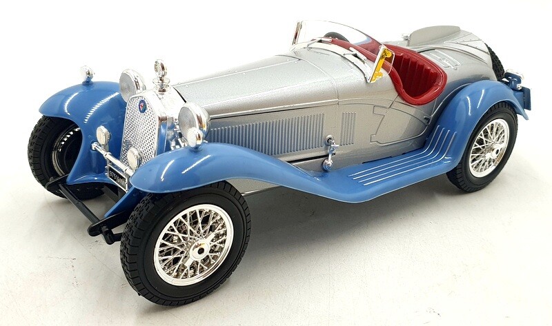アルファロメオAlfa Romeo 2300 Touring 1/18 Burago 1/18 Scale 31024E - Alfa Romeo 8C 2300 Spider Touring