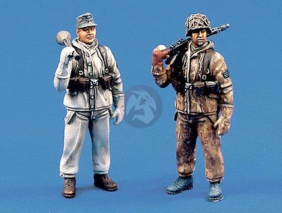 Verlinden 1/35 German Infantrymen in Winter Dress WWII 2 Figures [Resin] 364