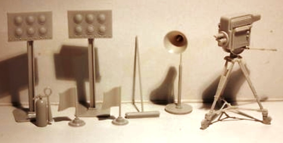 AMT Drag Strip Accessories-TV Camera-Lights-Pushbroom-Model Car Swap Meet