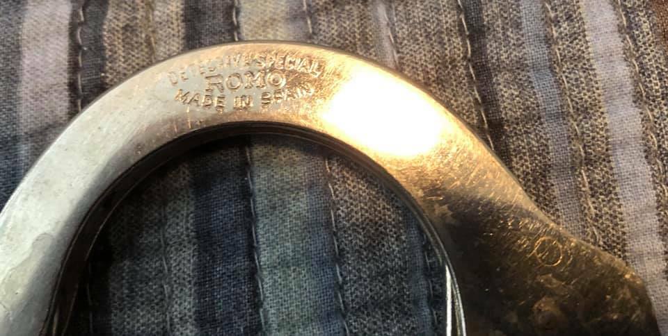 Vintage DETECTIVE ROMO Hand Cuffs with key