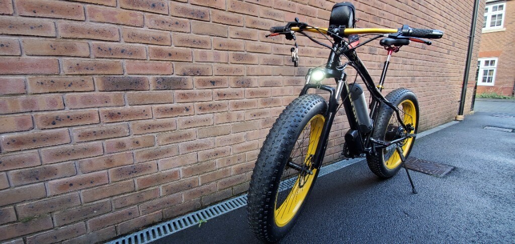 26" Lebron Limited Edition e-Bike 500w 8Ah 48V Black and Gold Fat Tyre