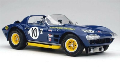 1966 Corvette GS Roadster 10 1/18 scale; Still in box