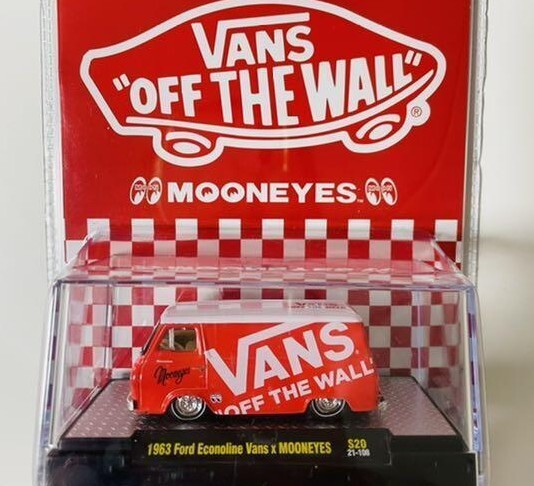 Vans×MOONYEYS M2 ムーンアイズ バンズ ミニカー トリプルネーム VANS x Mooneyes HRCS2021 Hot wheels M2 Machines Minicar