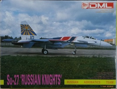 1/144 Dragon  #4557 - Sukhoi Su-27 Flanker ''RUSSIAN KNIGHTS''
