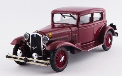 Rio 4252.2 Alfa Romeo 1750 Berline Scuderia Ferrari rouge Chine 1932 1/43