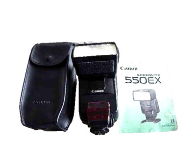 CANON SPEEDLITE 550EX SHOE MOUNT FLASH WITH CASE. Tested. For EOS SLRS/DSLRS