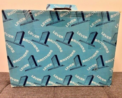 Vintage Lever Brothers Product Sample Box/Carrying Case - 16'' L x 12'' W x 4.5'' D