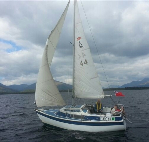 Newbridge Navigator 19 foot Cruising Sailboat with engine ...