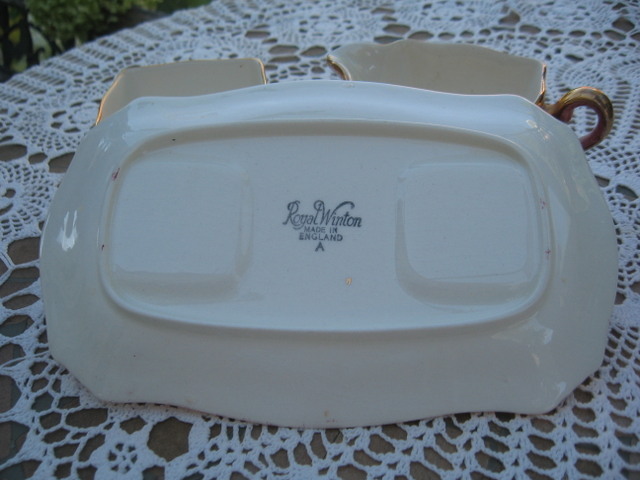 #F7 set ROYAL WINTON sugar & creamer & tray mottled pink England