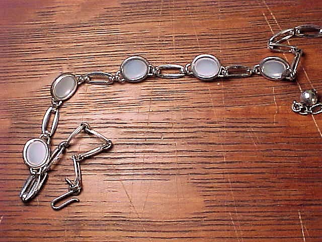 VINTAGE STERLING SILVER MOONSTONE CABOCHON NECKLACE SIGNED 