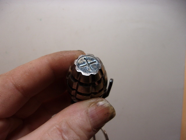 PINEAPPLE GRENADE LASER POINTER,DUAL, LED SPOTLIGHT