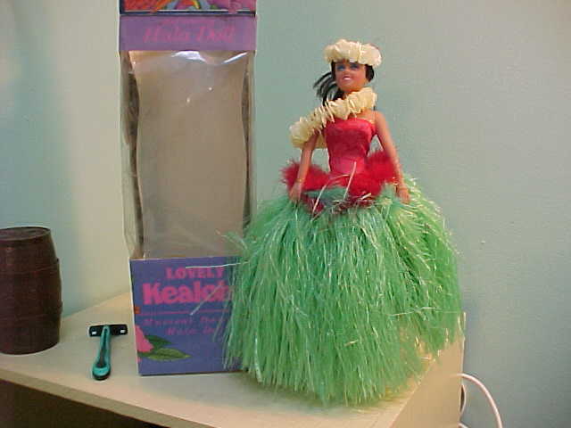 VINTAGE LOVELY  KEALOHA PERFORMING HULA DOLL l tiki hawaii luau l musical 12