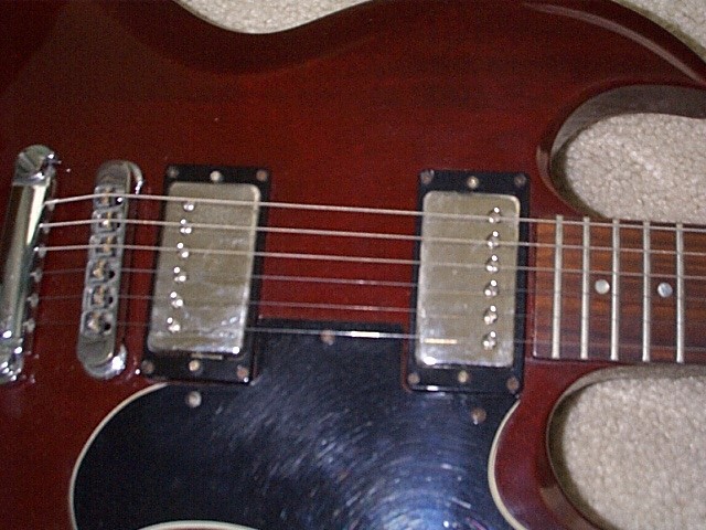 1983 Gibson SG with hard shell case