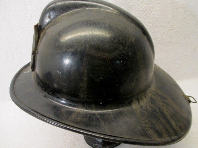 Vintage MSA Phenolic PMFD Fireman's Fire Fighters Helmet 1936 Pat'd Date
