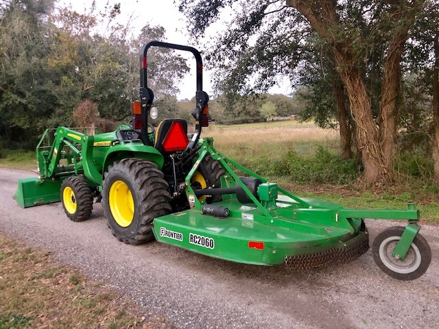 2017 John Deere 3032 4x4 with Bucket Forks BushHog 3 years warranty Kubota