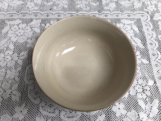 International HEARTLAND Mixing Servng Bowl - 8 3/8 Inches