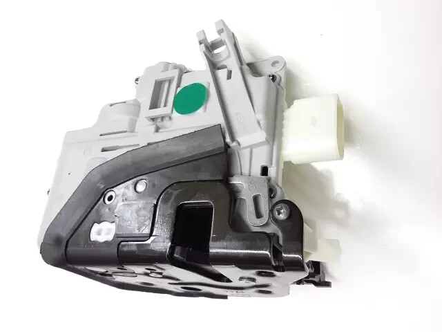 2006-2010 Volkswagen Passat OEM Front Left Door Lock Actuator 3C1-837-015-B