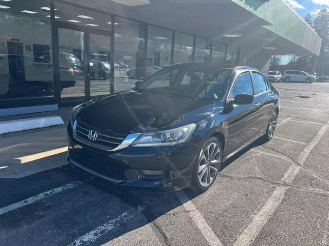 Owner 2015 Honda Accord, Black with 136014 Miles available now!