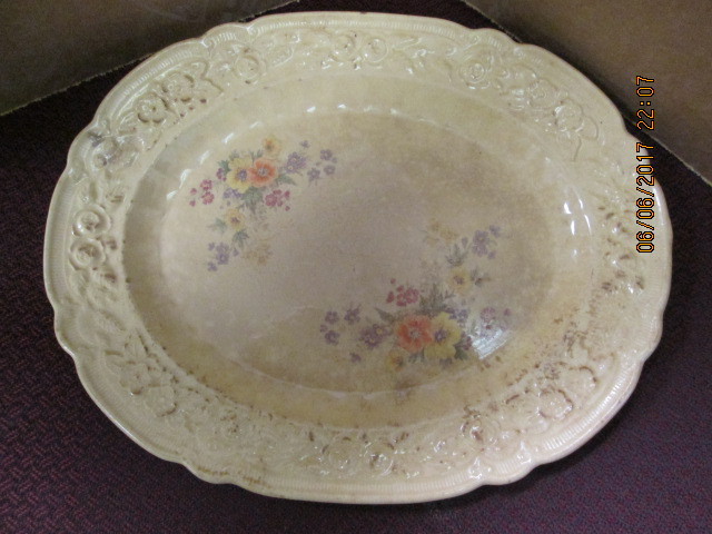 Vintage Mid Century Homer Laughlin 10