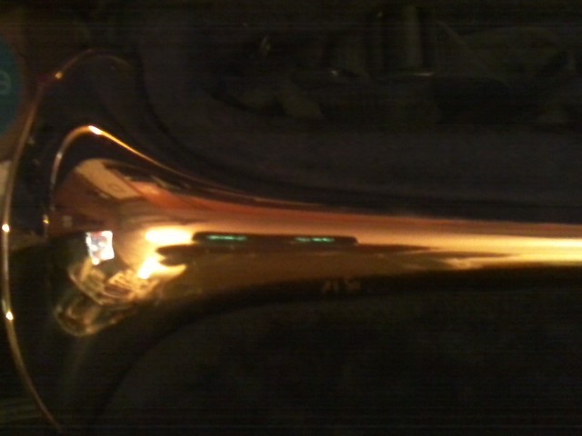 YAMAHA STUDENT TROMBONE MODEL YSL354 GOOD PLAYER & LOOKS GOOD!