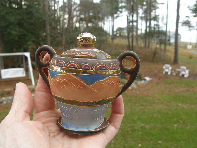 Vintage Japanese Satsuma Moriage Woman Small lidded jar sugar jar