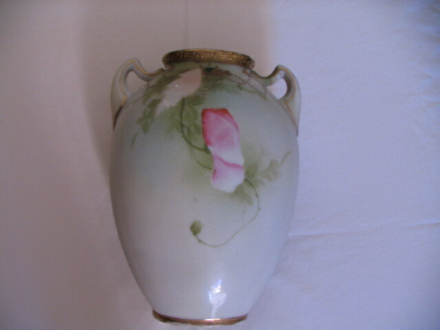 Vintage Nippon Vase Urn With Handles Hand Painted Poppies & Gold Stippling 9
