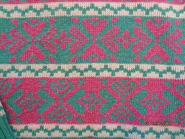 Vintage Acrylic/Wool Blend Sweater by THE ASPEN LID  Size MEDIUM